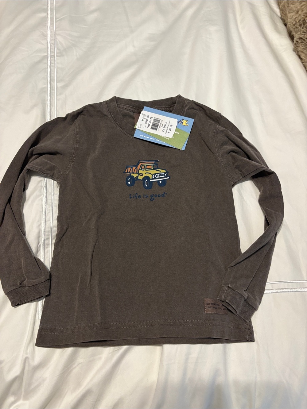 ✨BRAND NEW✨ LIFE IS GOOD BROWN LONG SLEEVE KIDS T-SHIRT